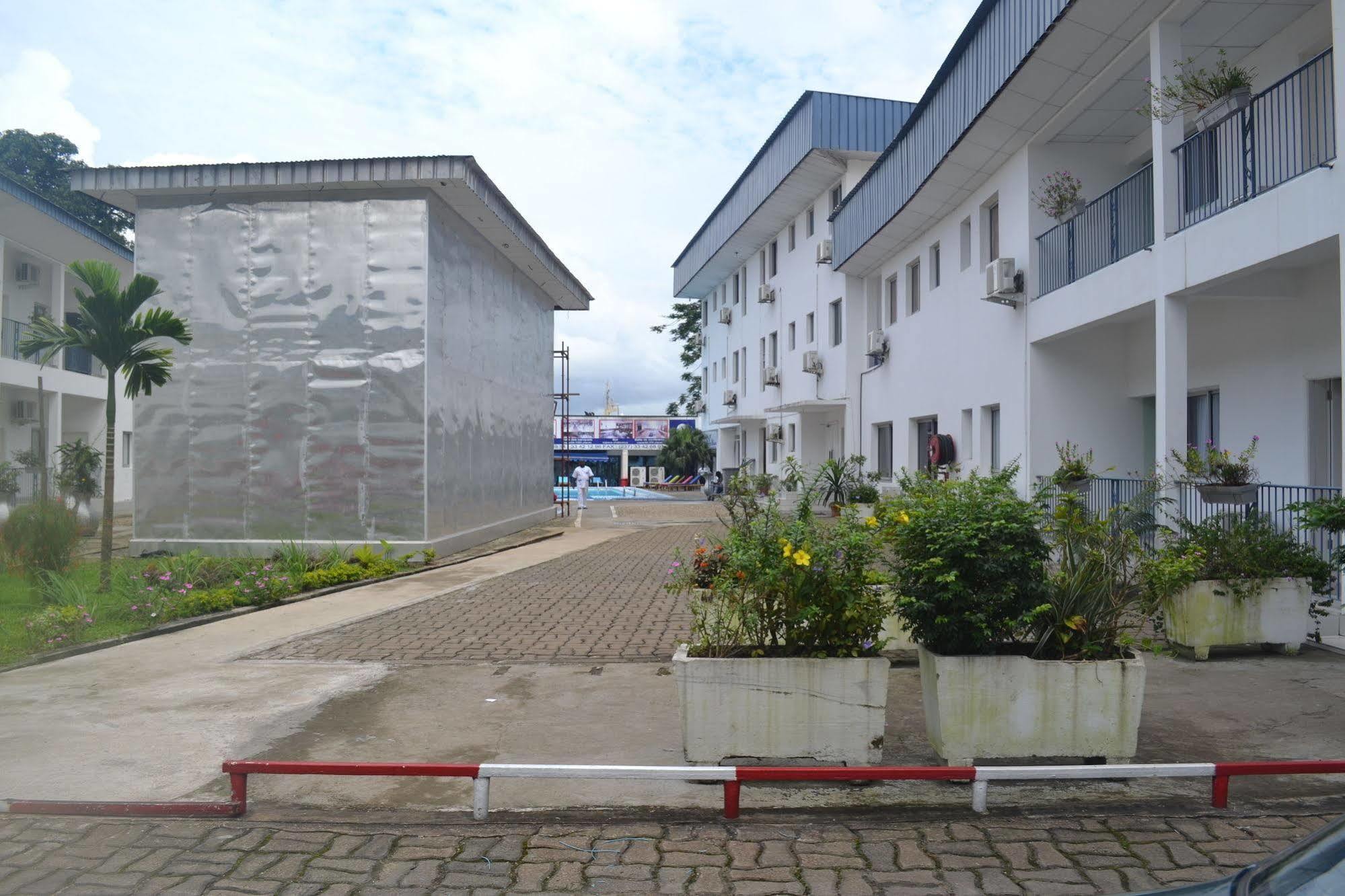 Hotel La Falaise Bonanjo Douala Exterior foto