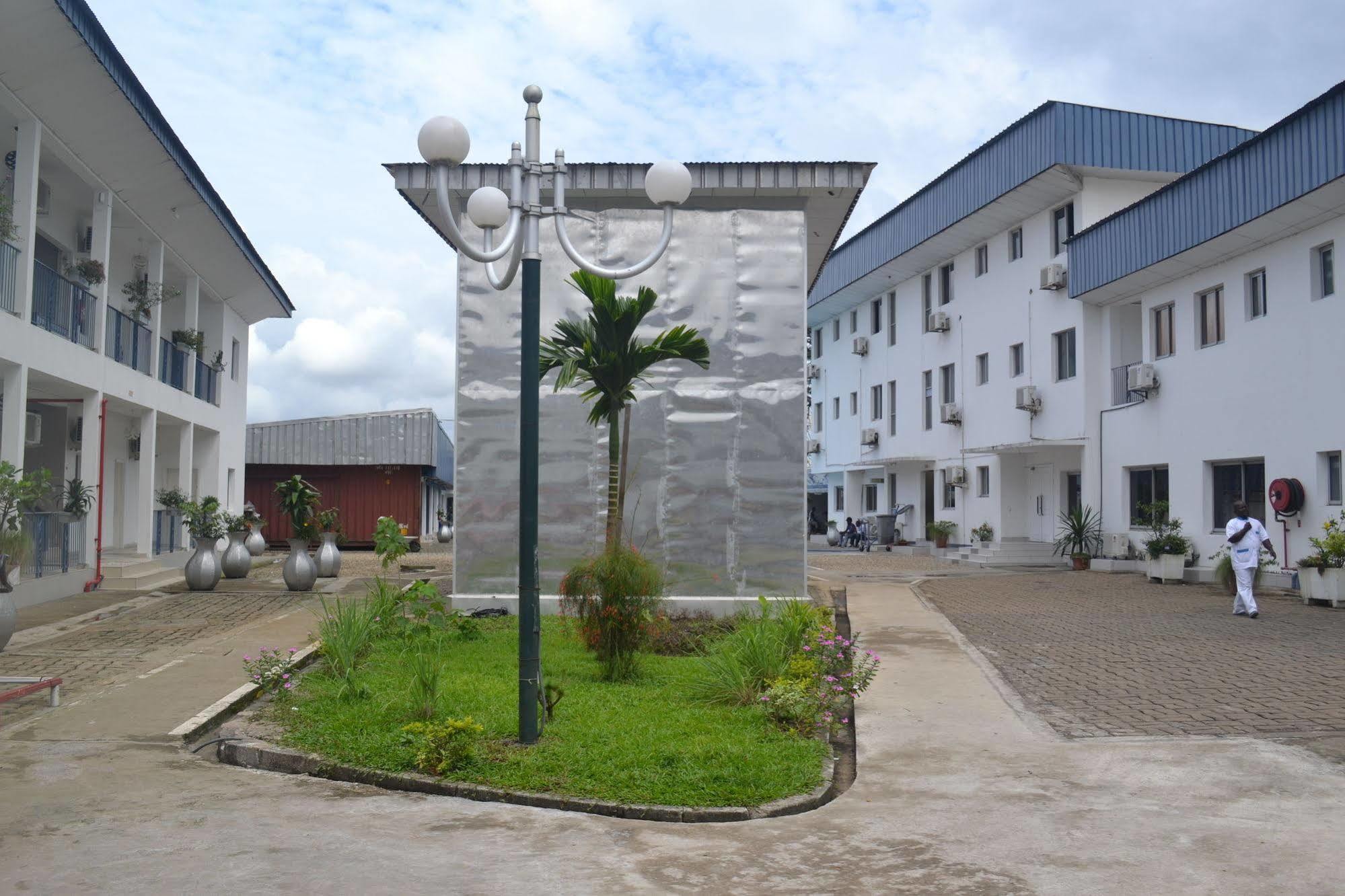 Hotel La Falaise Bonanjo Douala Exterior foto